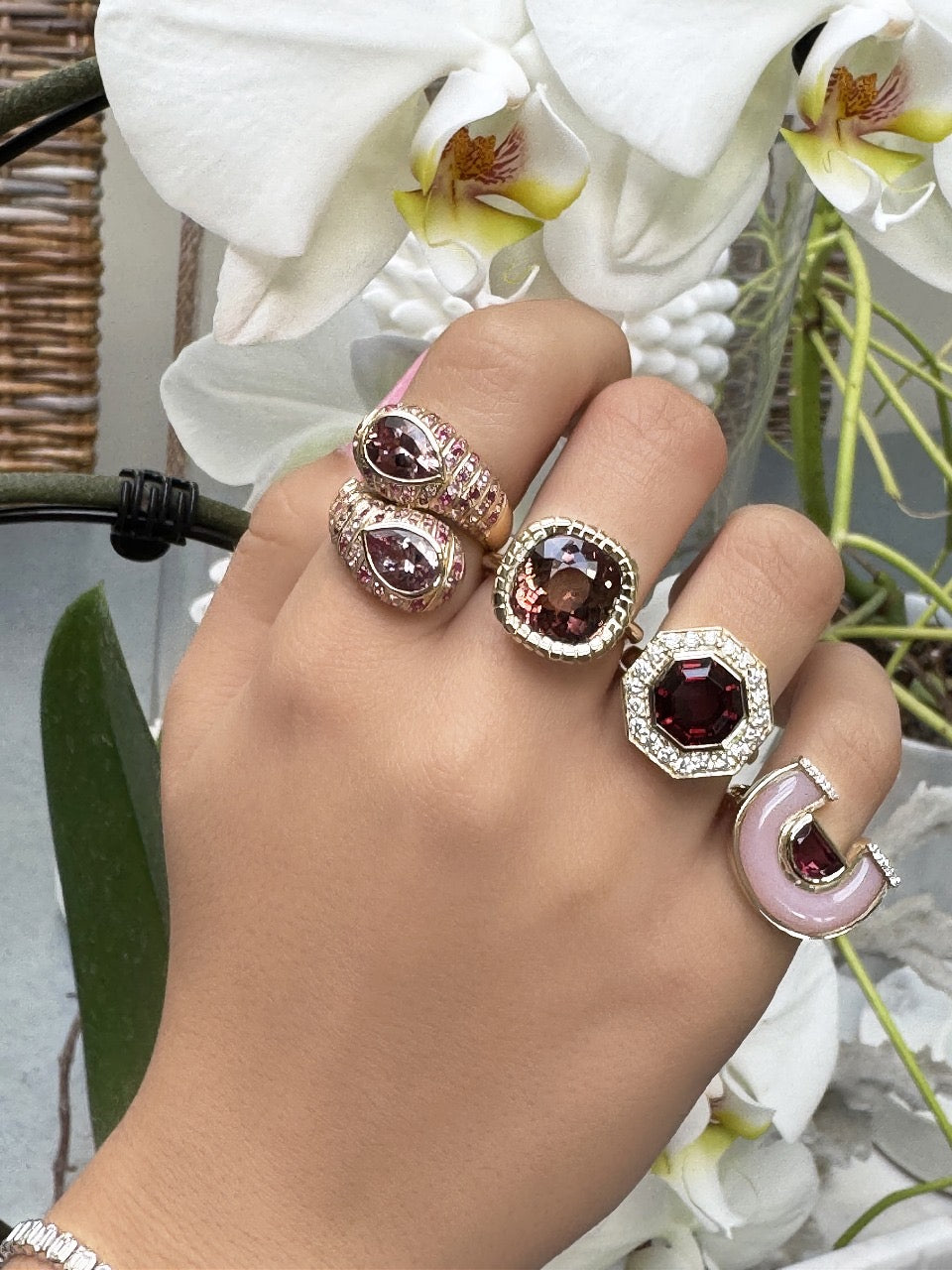 14K YG Garnet And Diamond Bia Ring